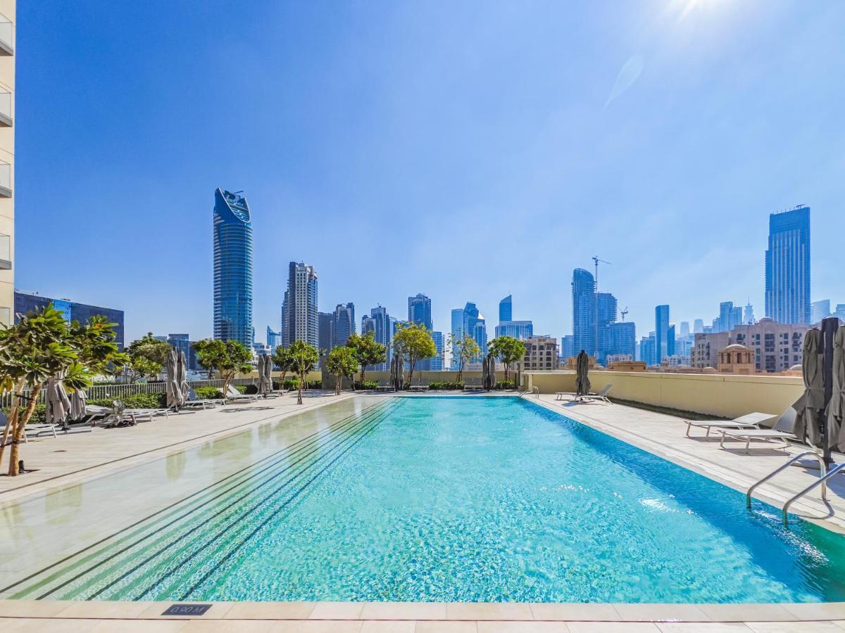 Pleasing 1br In Burj Royale - Downtown Apartment *